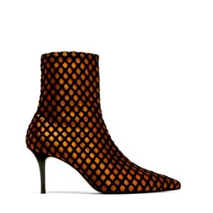 NWT  ZARA Mesh Gold & Black Ankle Slip-on Women’s Boots Size 6 (36).